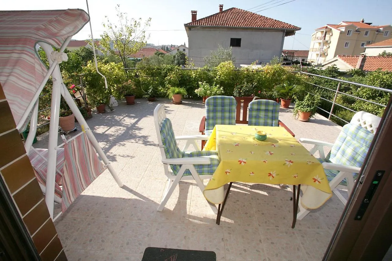 House Peri Apartment Trogir Croatia