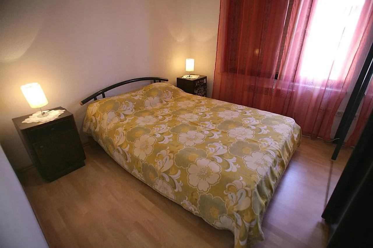 House Peri Apartment Trogir 0*,